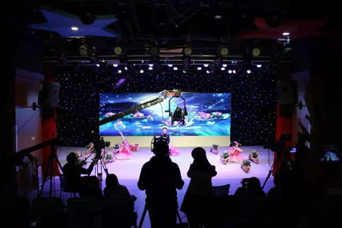 廣電專(zhuān)業(yè)演播劇場(chǎng)，快來(lái)預(yù)定吧！廣播電視節(jié)目制作經(jīng)營(yíng)的理想選擇