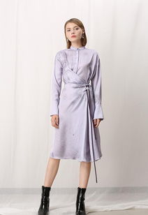 皮革衣裳，映照生活姿態